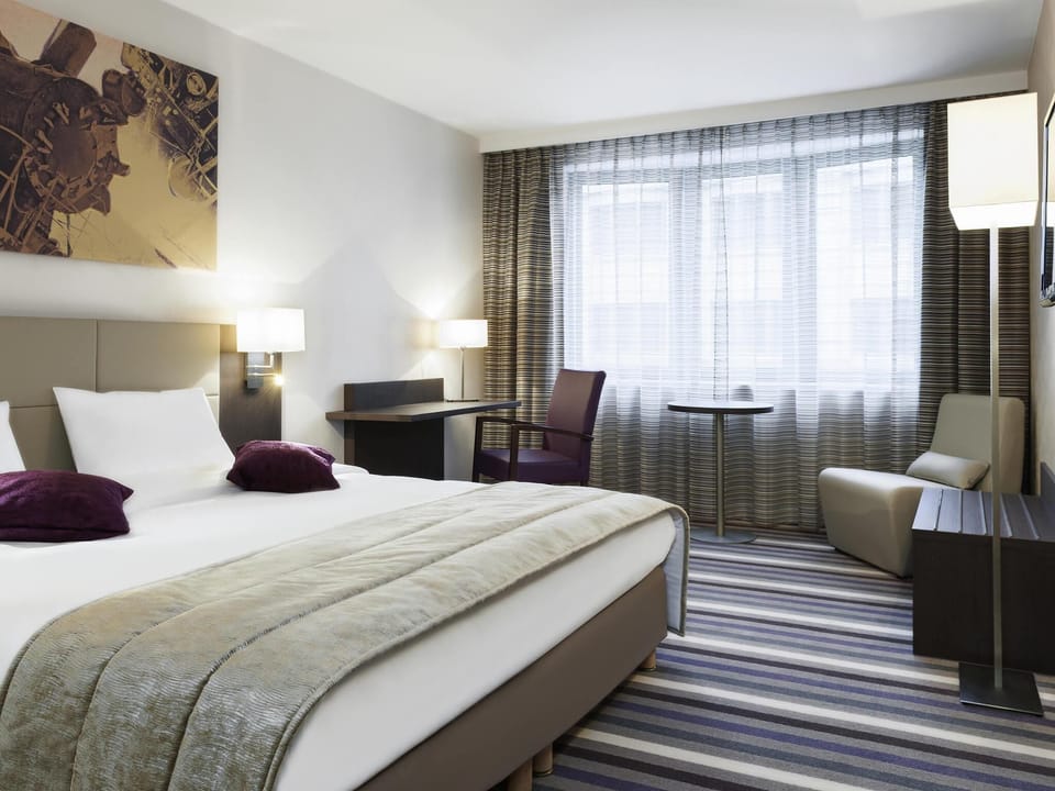 Superior Room, 1 Double Bed | Minibar, in-room safe, desk, blackout drapes