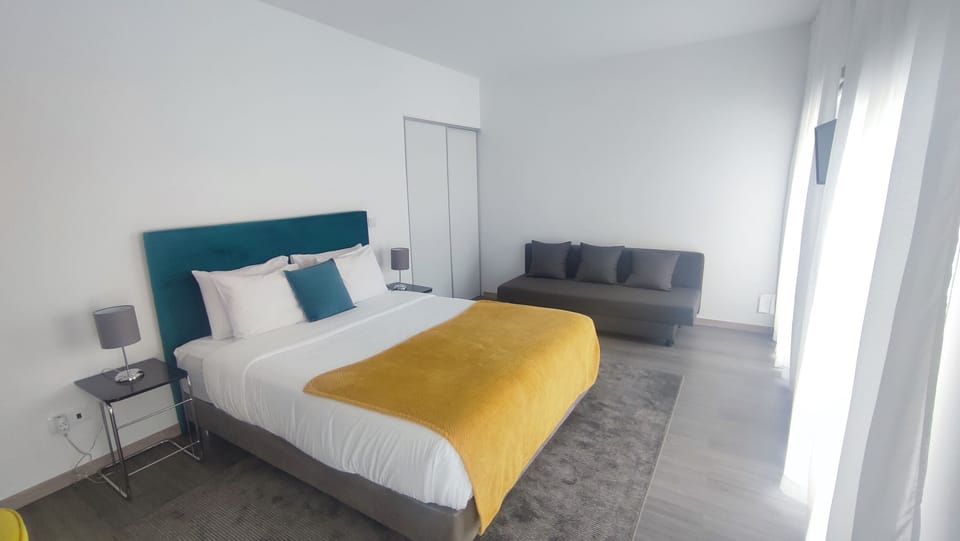 Deluxe Double Room | Premium bedding, memory foam beds, desk, laptop workspace