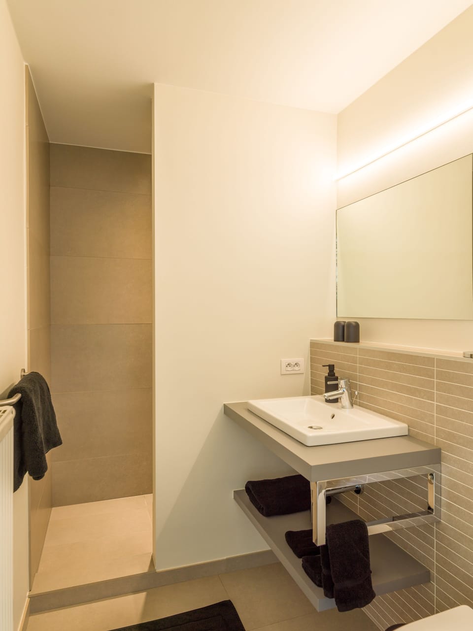 Superior Suite | Bathroom sink