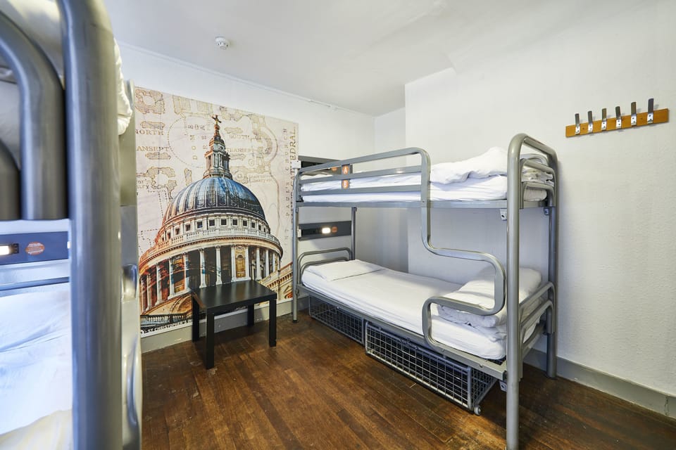 Bed in 6 Bed Dorm with Shared Bathroom | View from room