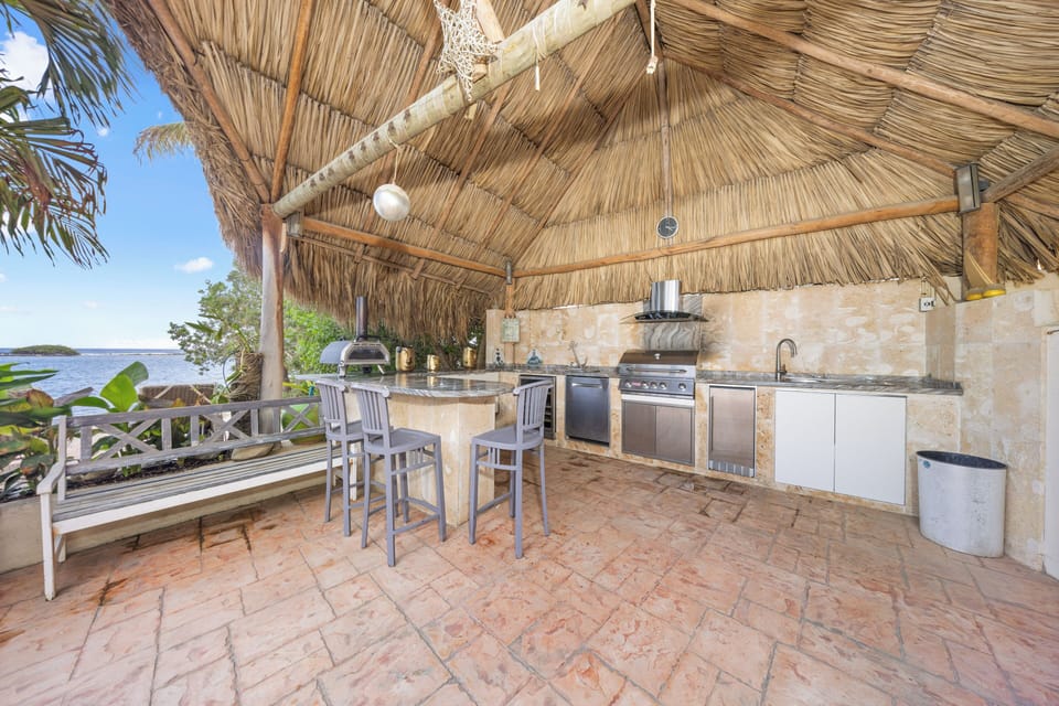 Villa (4 Bedrooms) | Property amenity