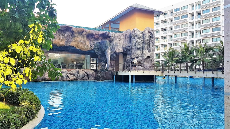 Apartment, 1 Bedroom, Smoking, Balcony | Pool | Outdoor pool