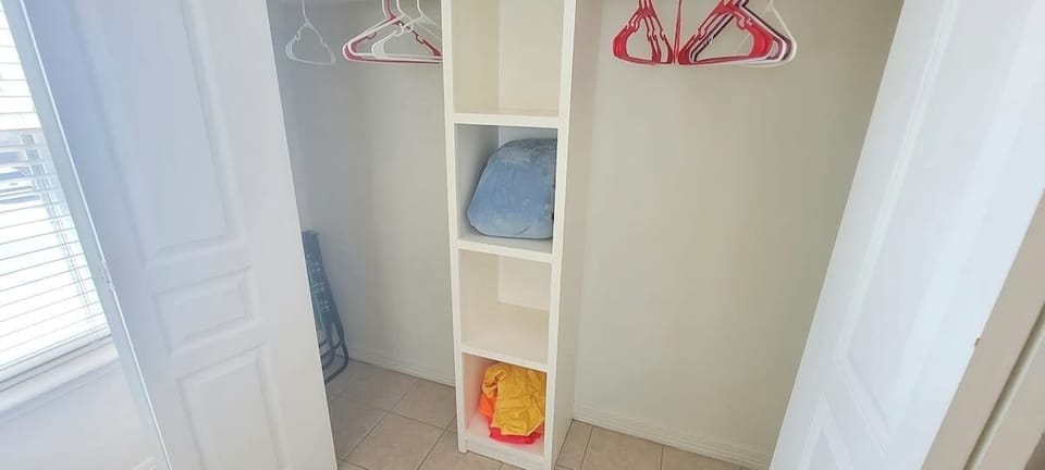 Apartment, 2 Bedrooms | Interior