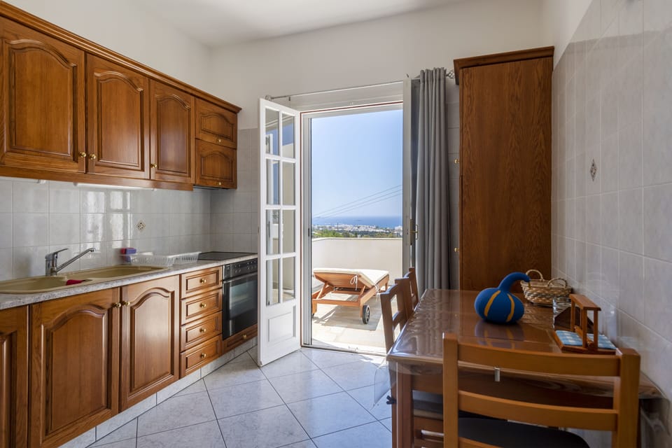 Apartment | Private kitchen | Fridge, oven, espresso maker, electric kettle