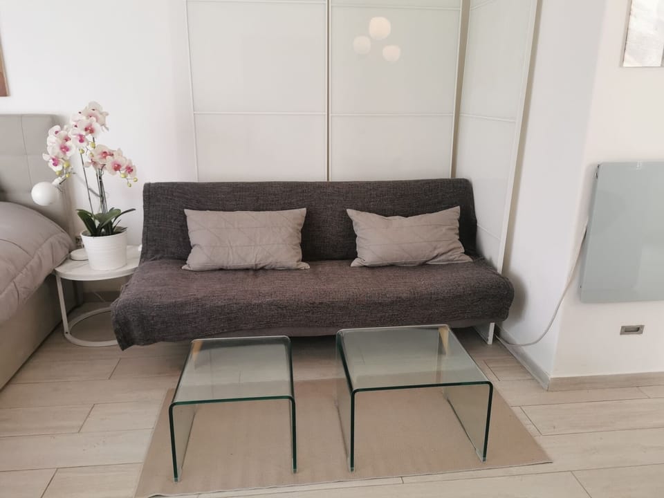 Apartment | Living room