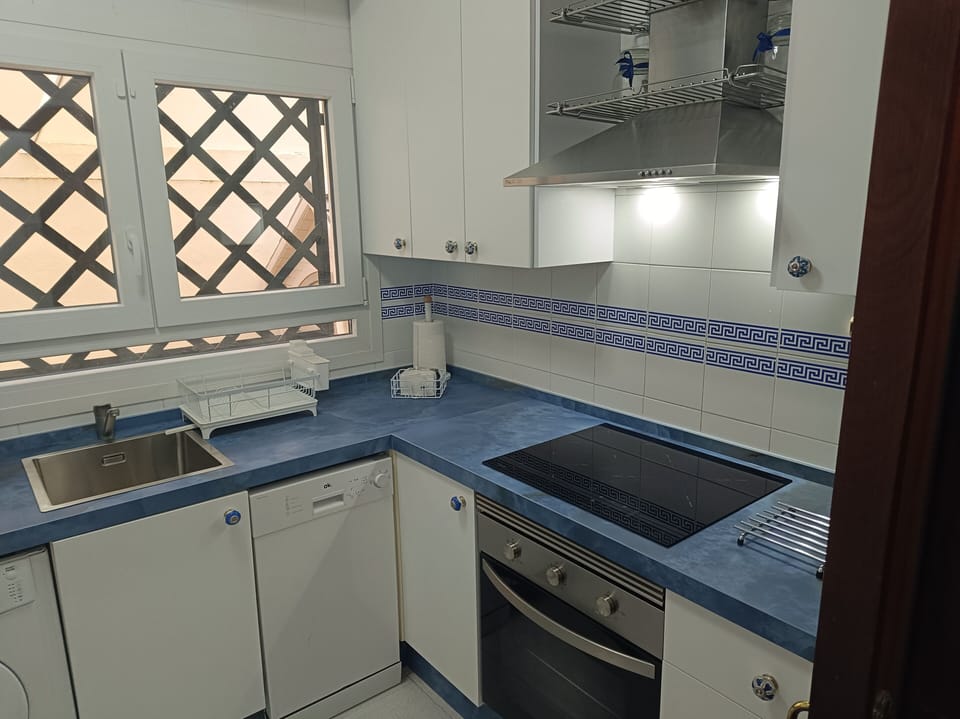 Apartment, 2 Bedrooms, Smoking, Patio | Interior