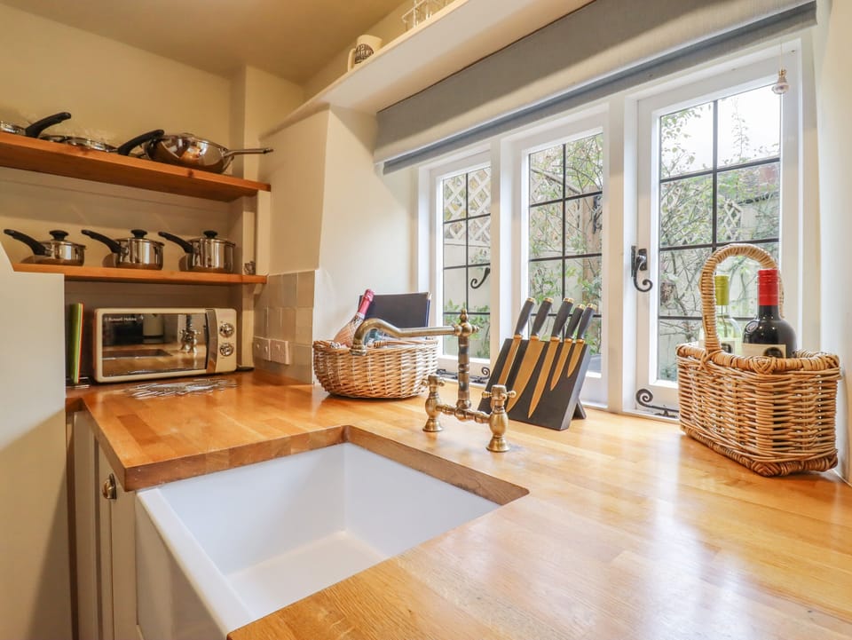 Cottage | Interior