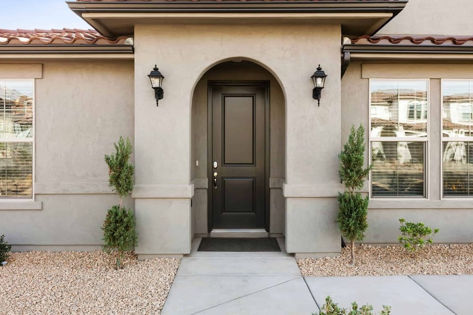 Townhome, 3 Bedrooms | Exterior detail