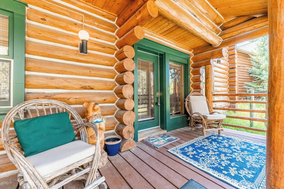 House (3 Bedrooms) | Property amenity