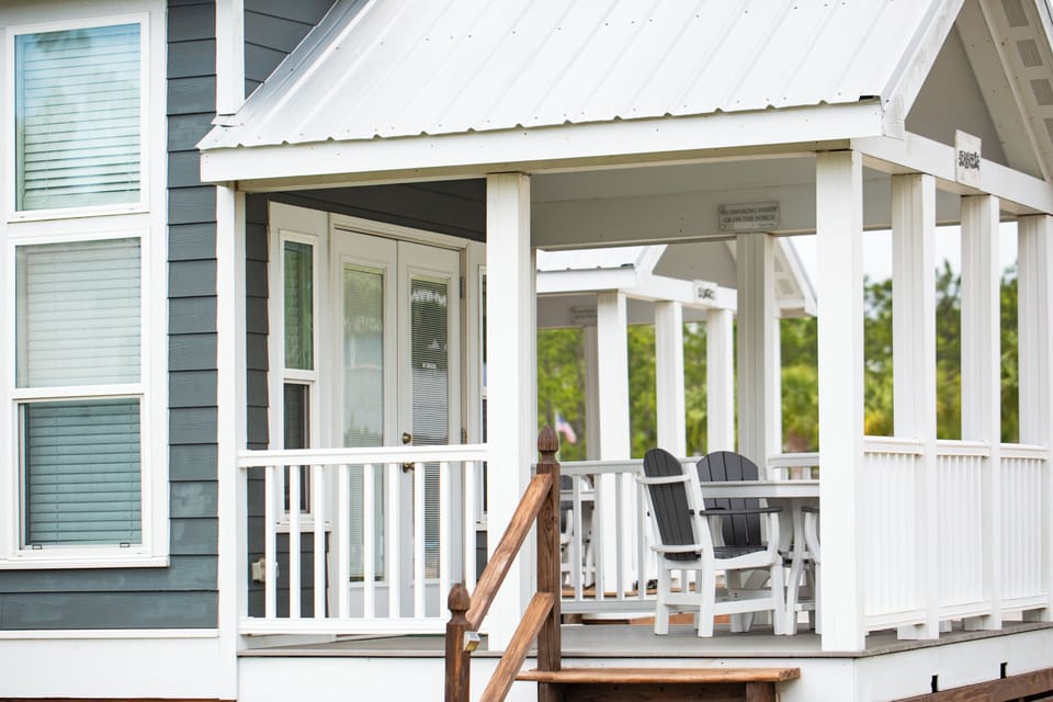 Classic Cottage | Individually decorated, individually furnished, free WiFi, bed sheets