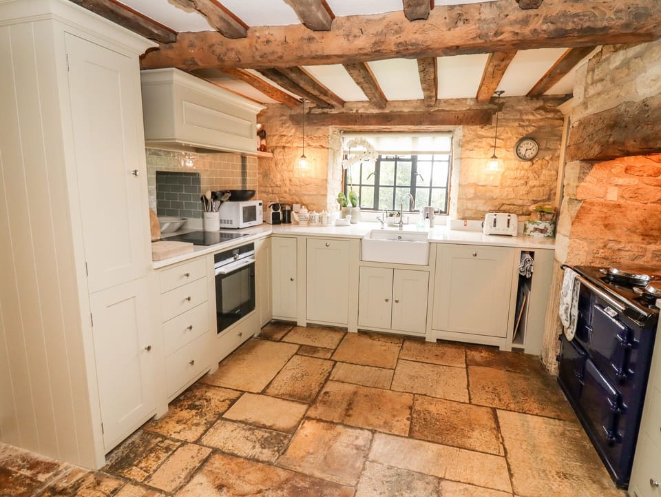 Cottage | Interior