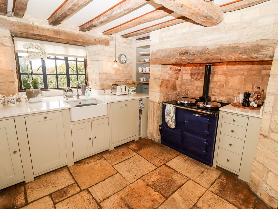 Cottage | Interior