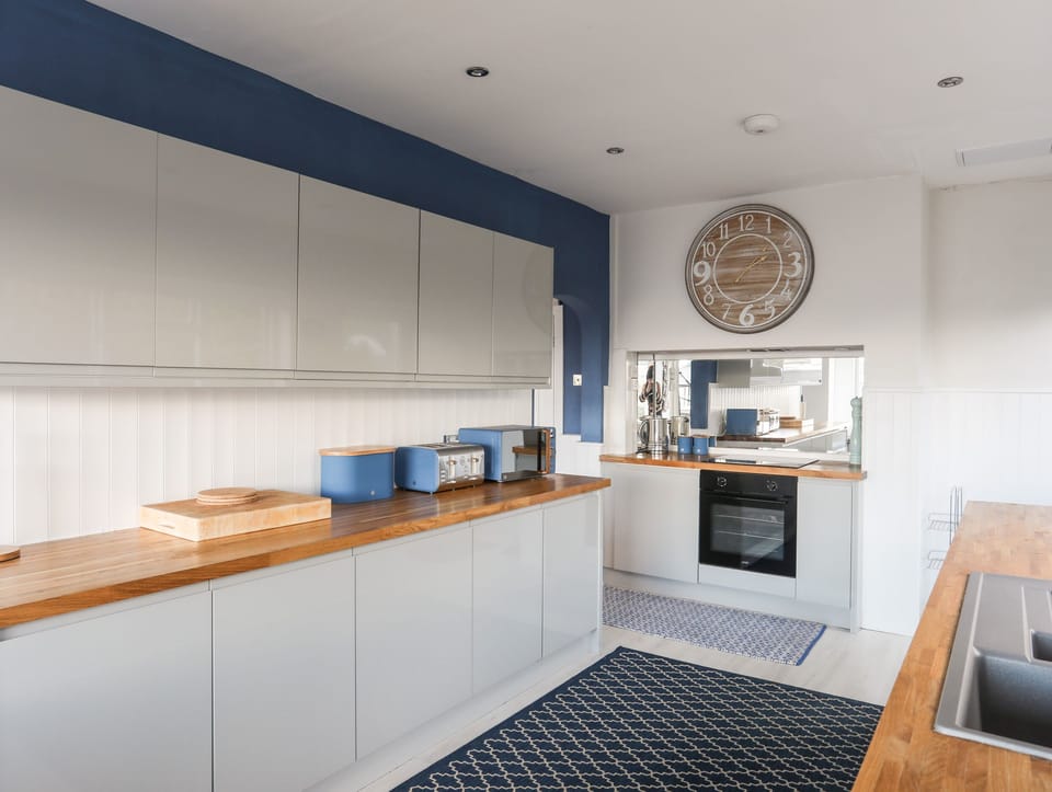 Cottage | Interior