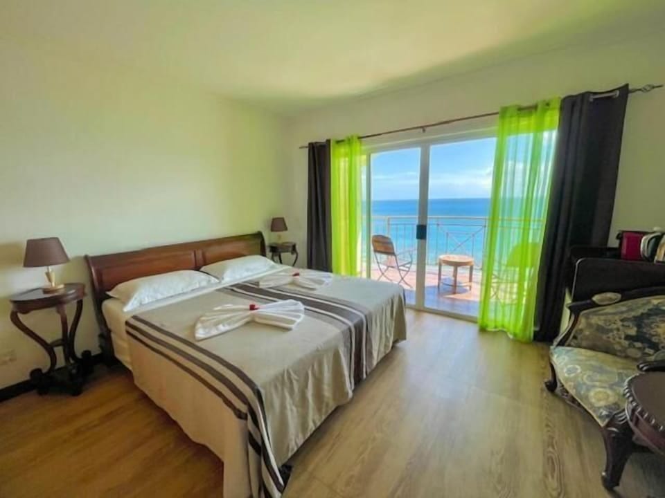 Standard Twin Room | Premium bedding, down comforters, in-room safe, iron/ironing board