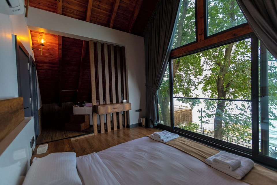 Family Villa | Premium bedding, down comforters, minibar, in-room safe