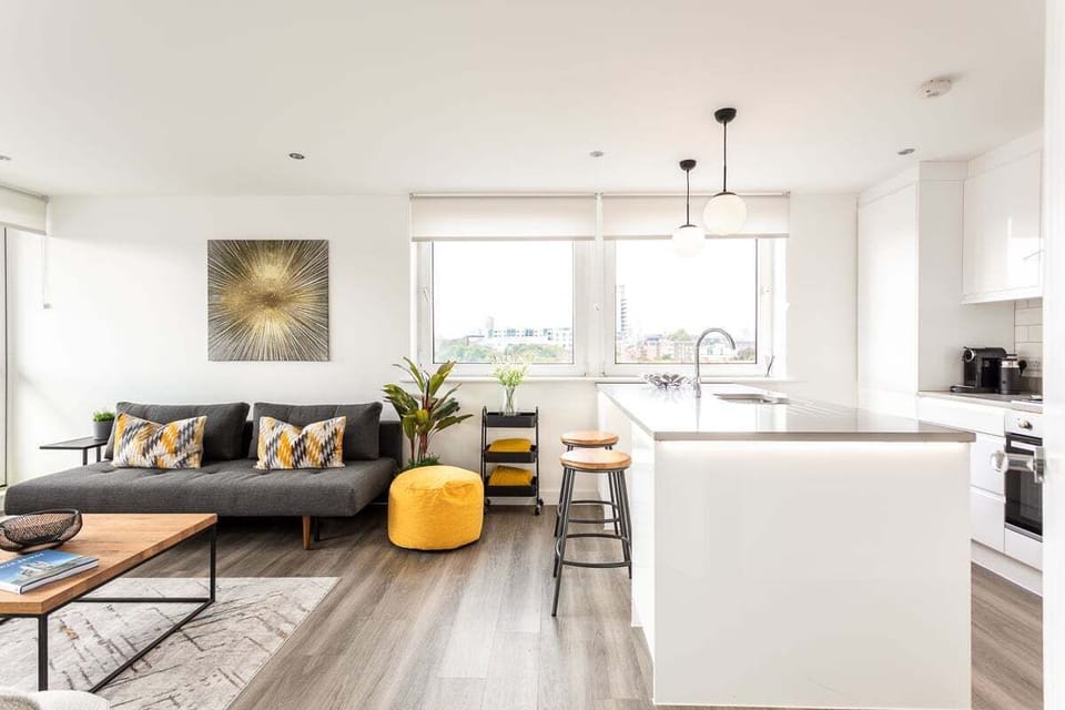 Apartment | Living room | TV