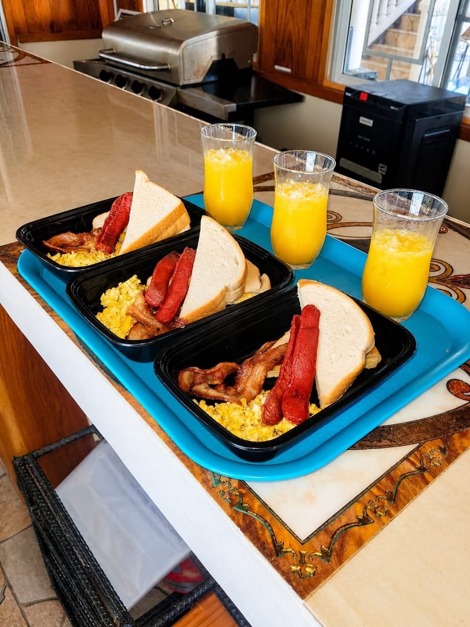 Daily local cuisine breakfast for a fee