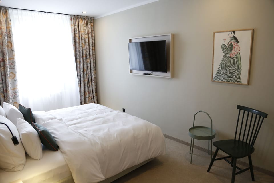 Superior Double Room | Hypo-allergenic bedding available, minibar, in-room safe