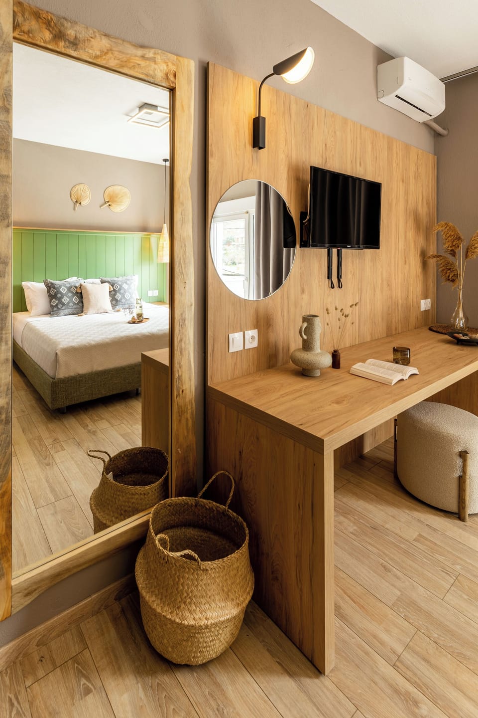 Comfort Double or Twin Room, 1 Bedroom, Balcony, City View | In-room safe, blackout drapes, iron/ironing board, free WiFi