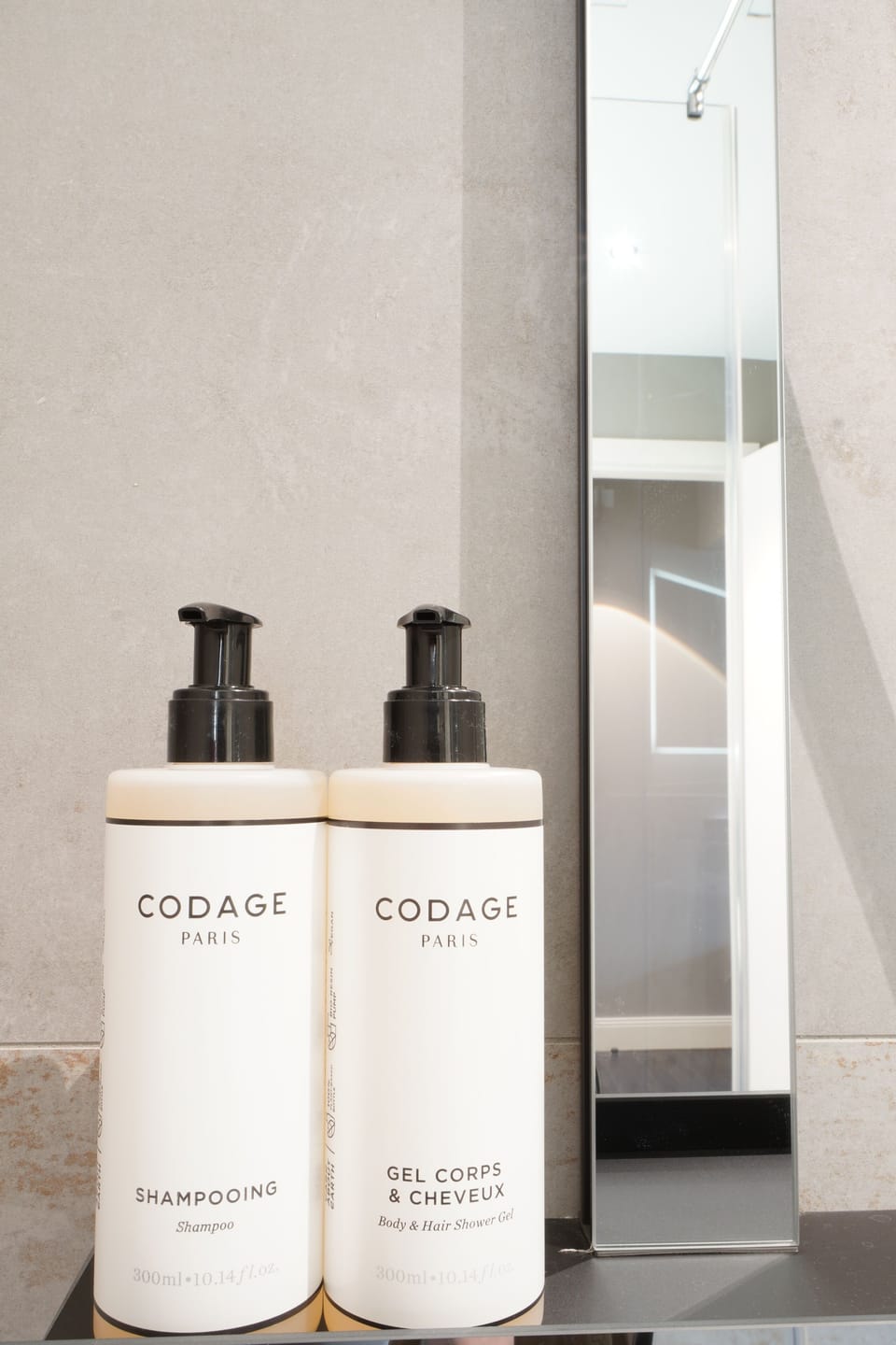 Free toiletries, hair dryer, towels, soap