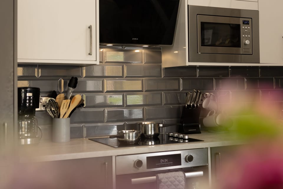 Cottage, Accessible, Private Bathroom | Shared kitchen | Highchair