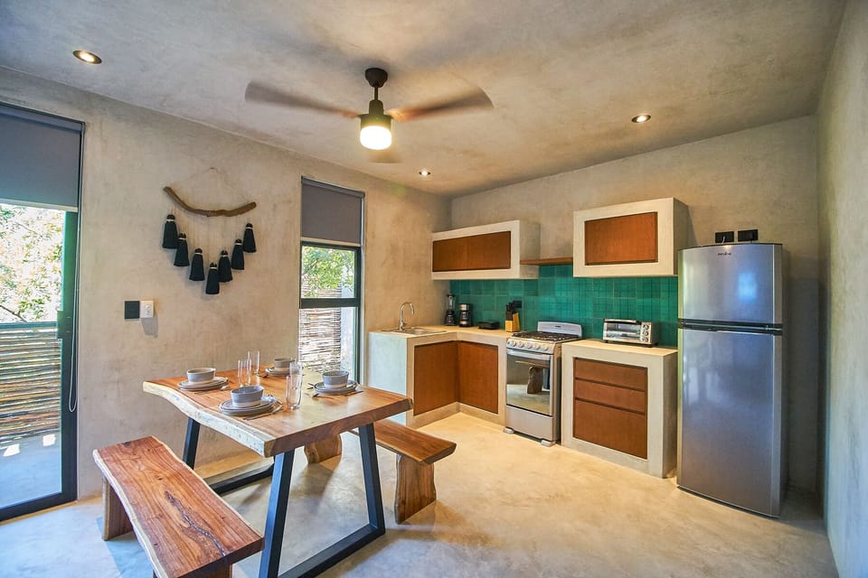 Design Condo, 2 Bedrooms, Balcony | Private kitchen