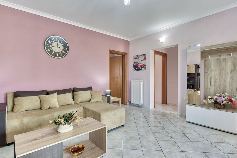 Villa, 2 Bedrooms, Smoking, Private Pool | Living room
