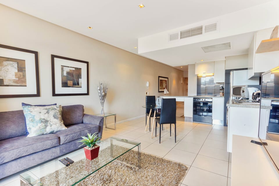 Apartment, 1 Bedroom, Smoking, Balcony | Interior