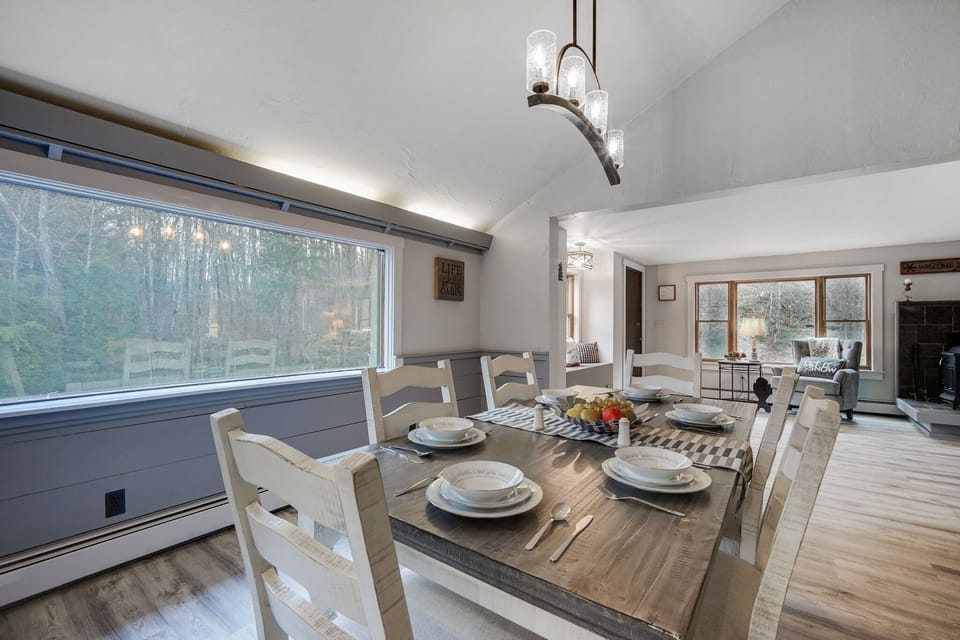 House, 3 Bedrooms | Dining