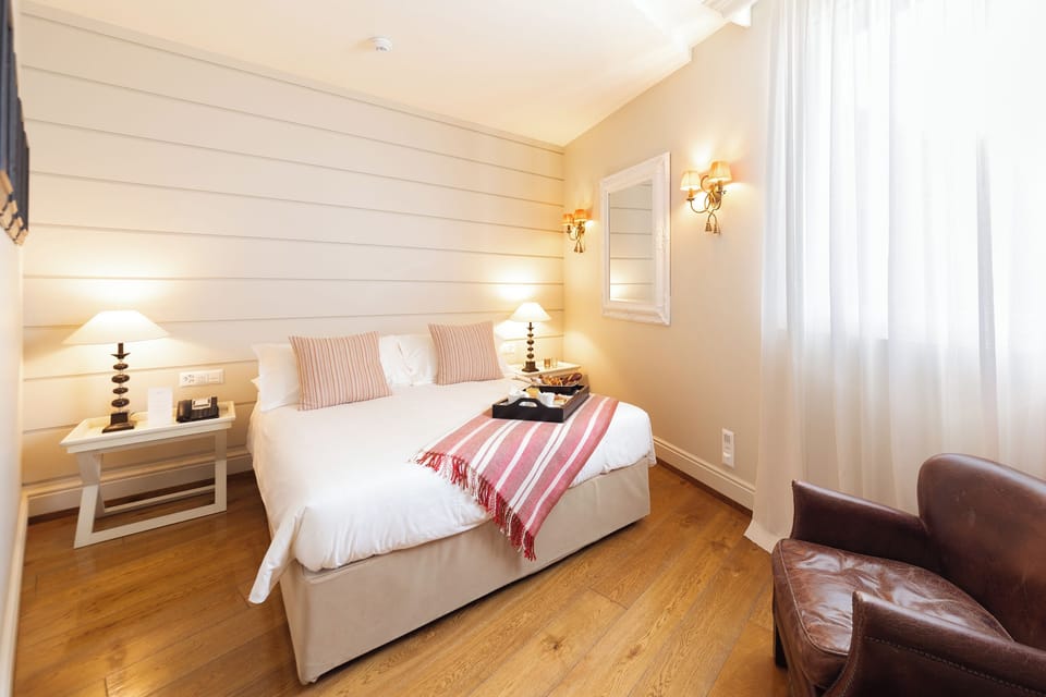 Junior Suite, 1 Bedroom, Kitchenette (with Spa access) | Premium bedding, down comforters, in-room safe, desk