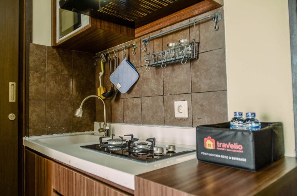 Fridge, stovetop, cookware/dishes/utensils