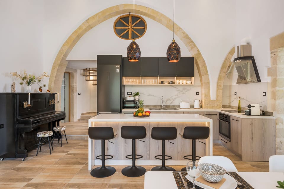Luxury Villa | Private kitchen | Full-size fridge, microwave, oven, stovetop