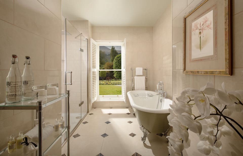 Small Walled Garden Room (separate building) | Bathroom | Shower, free toiletries, hair dryer, bathrobes