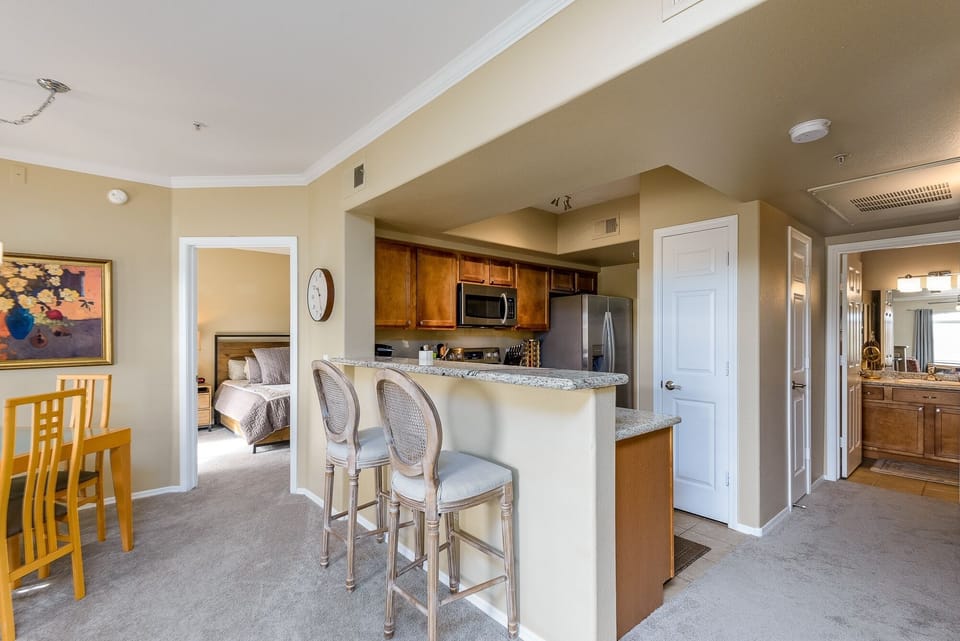 Condo, 2 Bedrooms | Private kitchen | Fridge, oven, coffee/tea maker, toaster