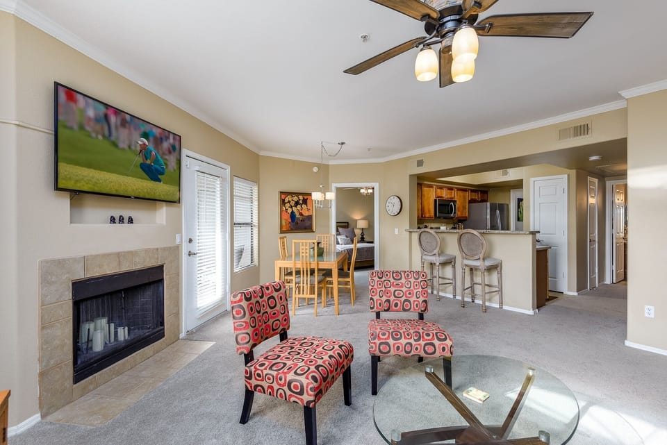 Condo, 2 Bedrooms | Living area | Smart TV