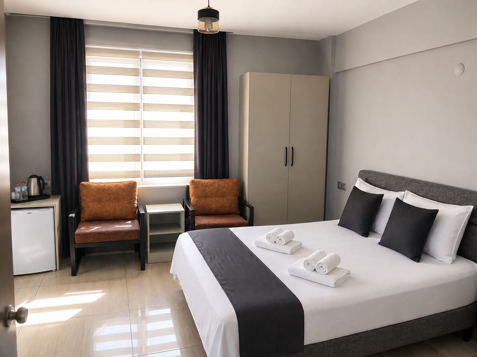 Standard Double Room | Premium bedding, down comforters, minibar, desk