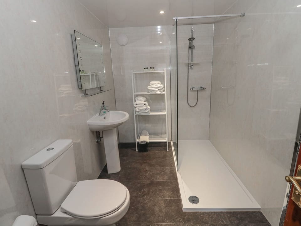Barnacre Cottage in Ashington