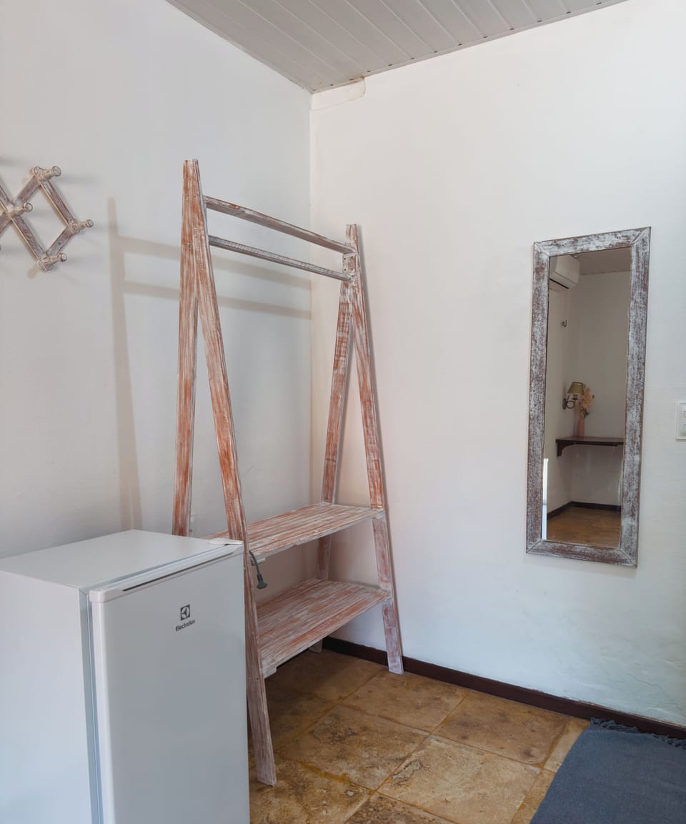 Classic Chalet, 1 Double Bed, Lanai, Garden View | Free WiFi, bed sheets