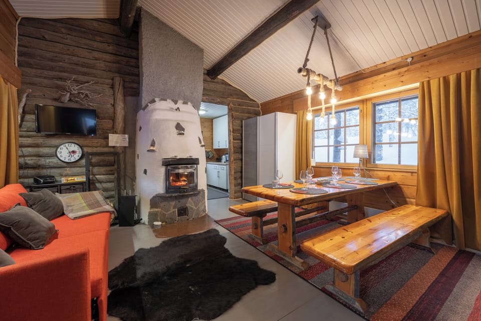 Panoramic Cabin, Multiple Beds, Non Smoking | Living area | TV