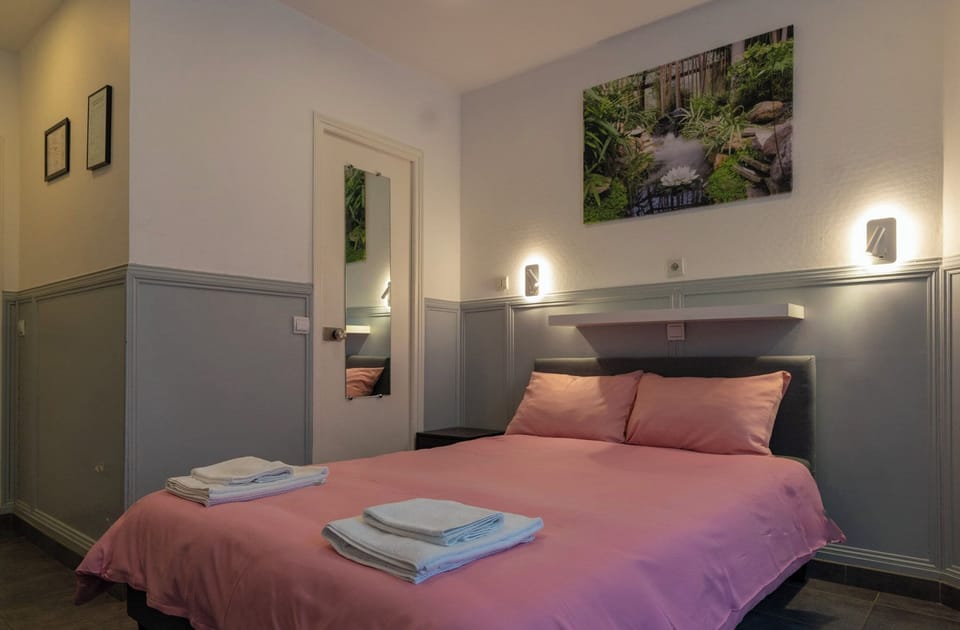 Double Room, 1 Double Bed | Minibar, desk, laptop workspace, blackout drapes