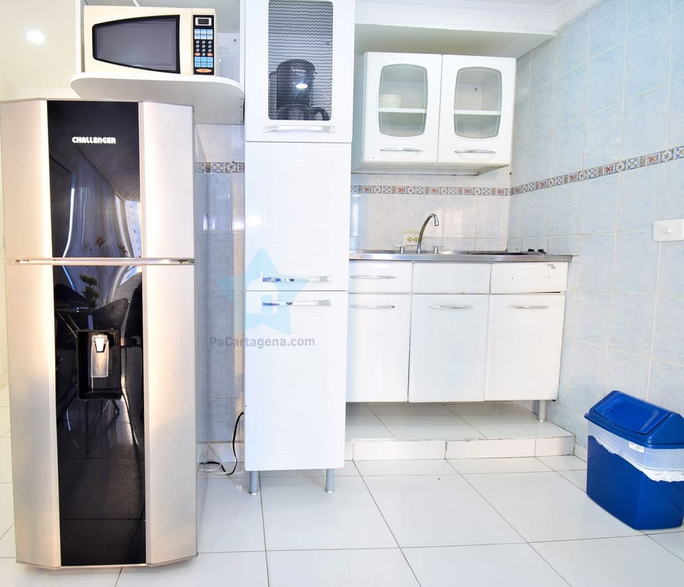 Exclusive Apartment, 1 Bedroom | Private kitchen | Stovetop