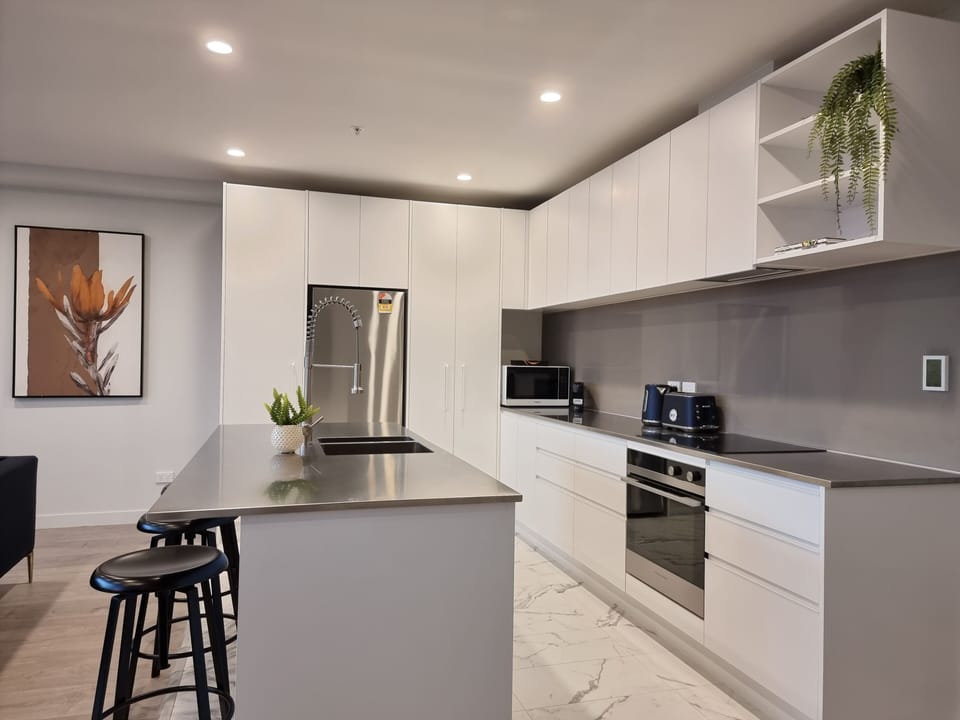 Apartment | Private kitchen | Fridge, microwave, oven, stovetop