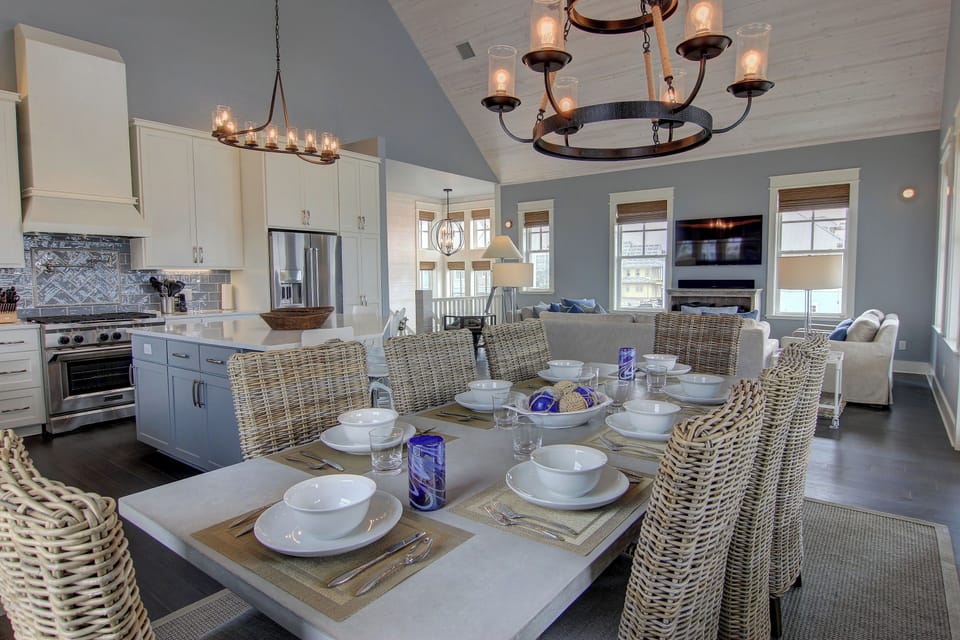 House (5 Bedrooms) | Interior