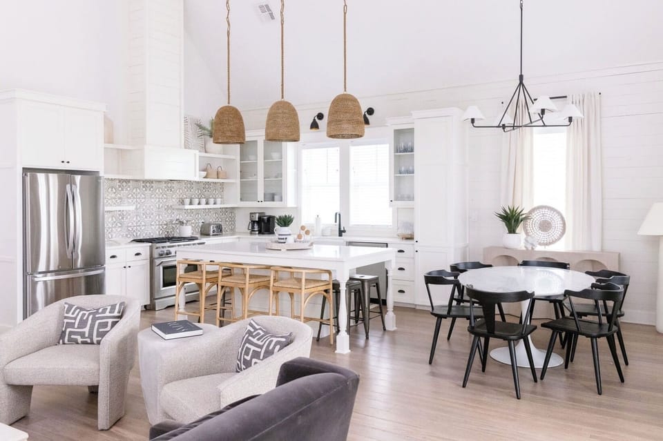 House (5 Bedrooms) | Interior