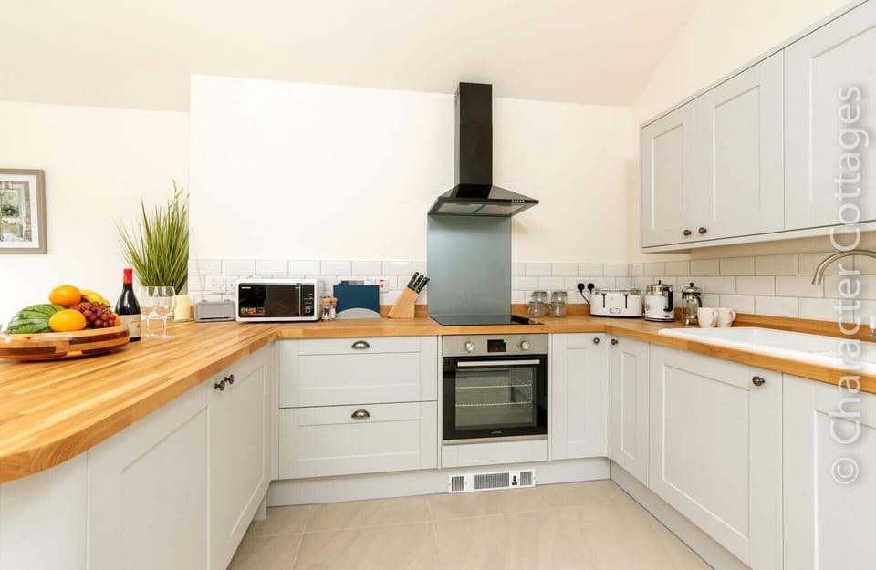 Cottage | Interior