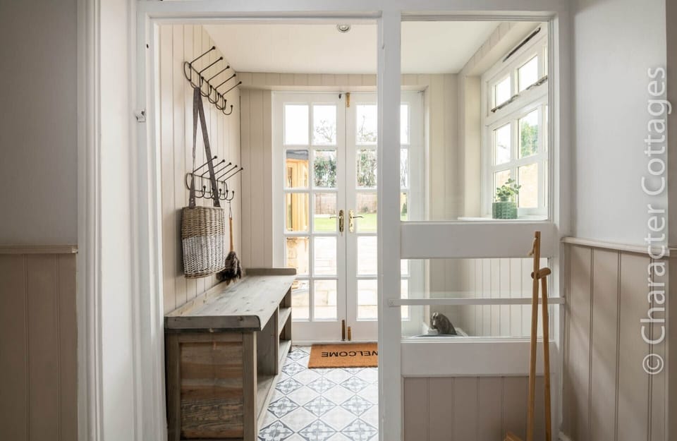 Cottage | Interior