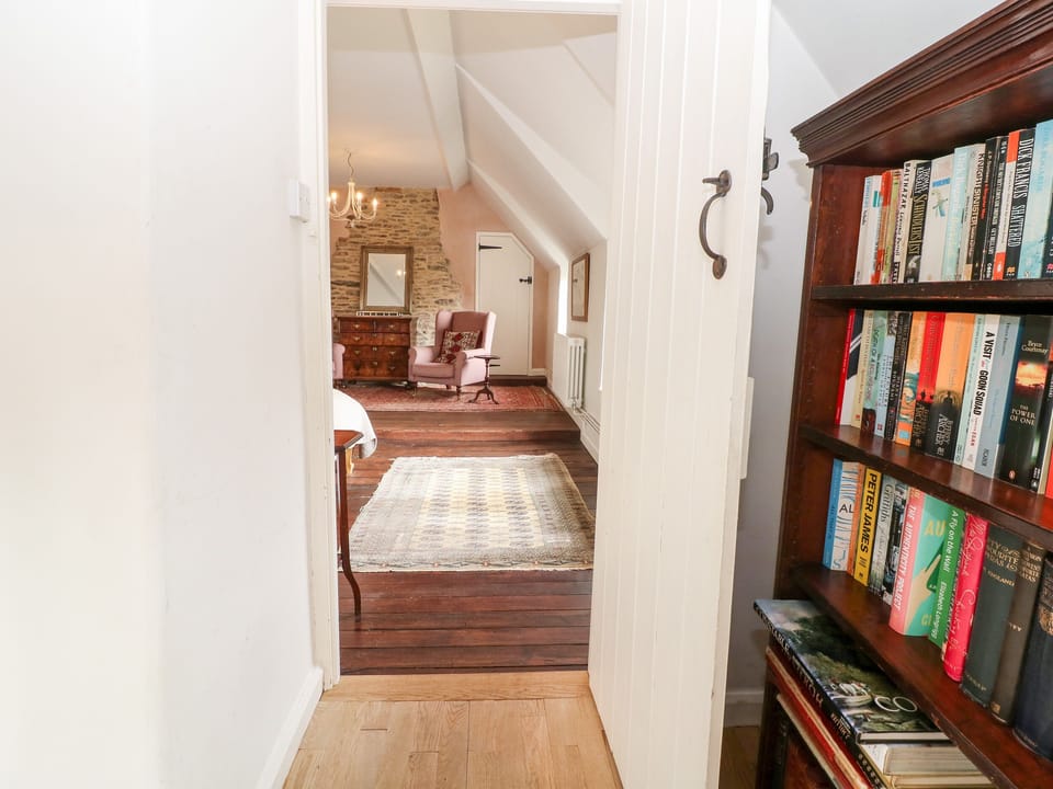 Cottage | Interior