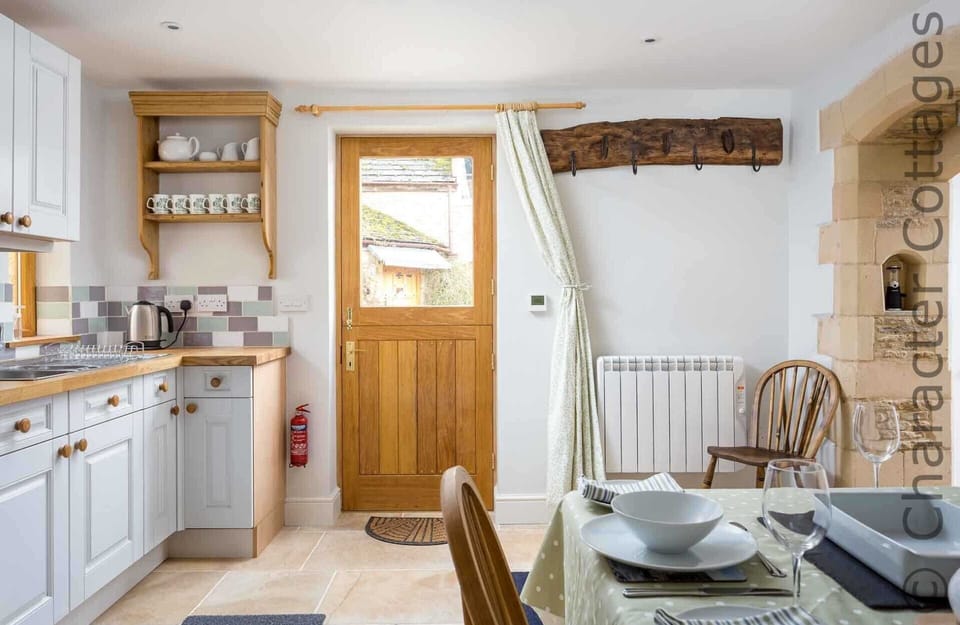 Cottage | Interior