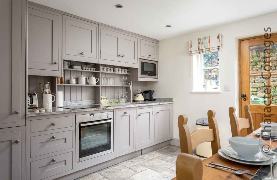 Cottage | Interior