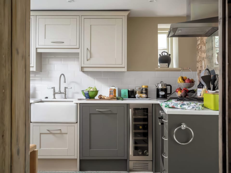 Fridge, dishwasher, electric kettle, toaster